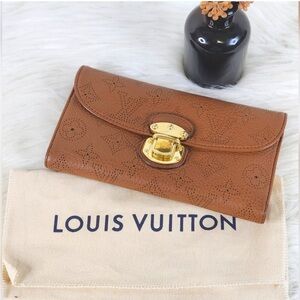 Louis Vuitton Amelia Wallet Mahina Leather